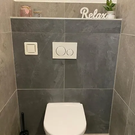 Leonies Apartman