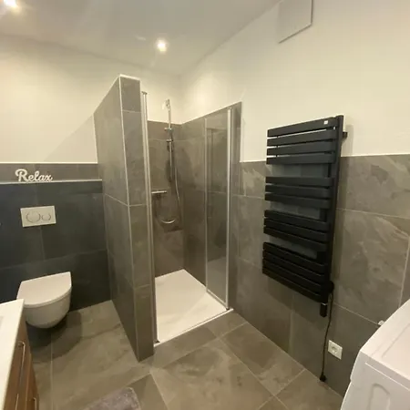 Leonies Apartman Sautens